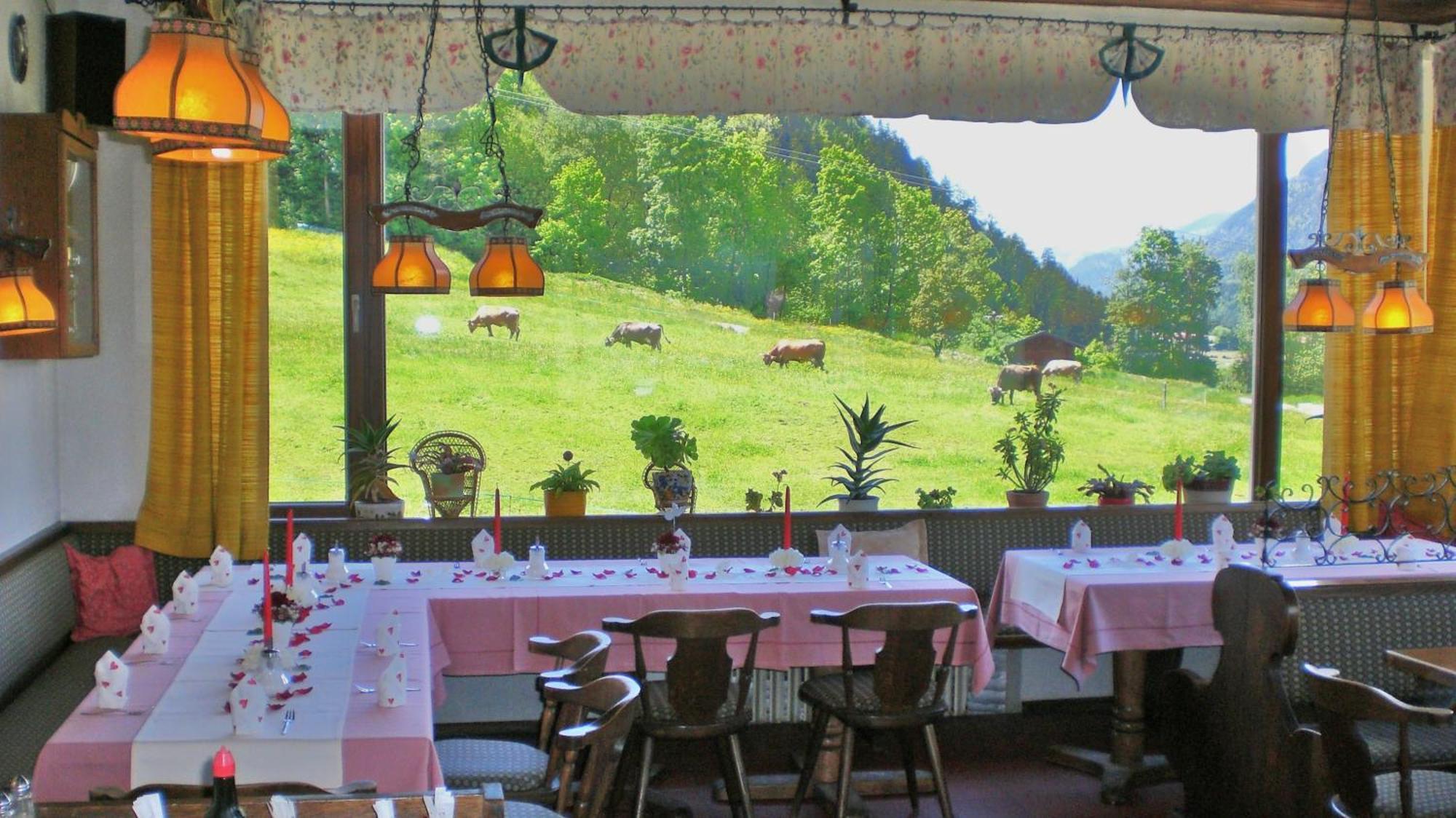Hotel Restaurant Hausberg Garmisch-Partenkirchen Exterior foto